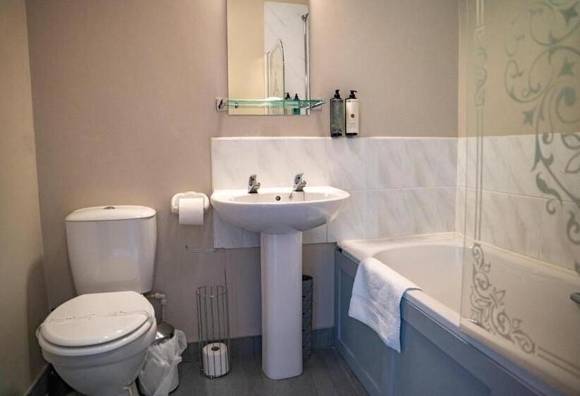 غرفة قياسية مطلة على الجبل, The Briers Country House