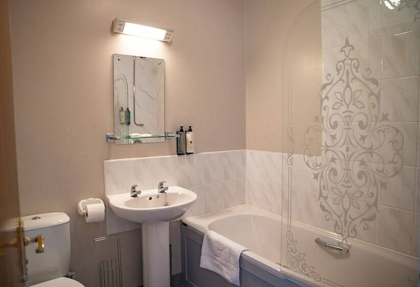 غرفة قياسية مطلة على الجبل, The Briers Country House