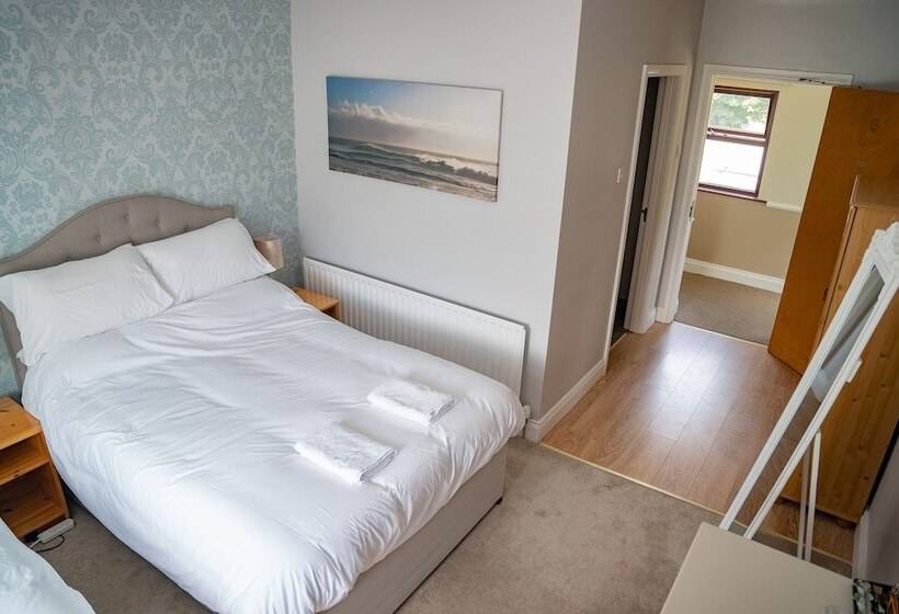 غرفة قياسية مطلة على الجبل, The Briers Country House