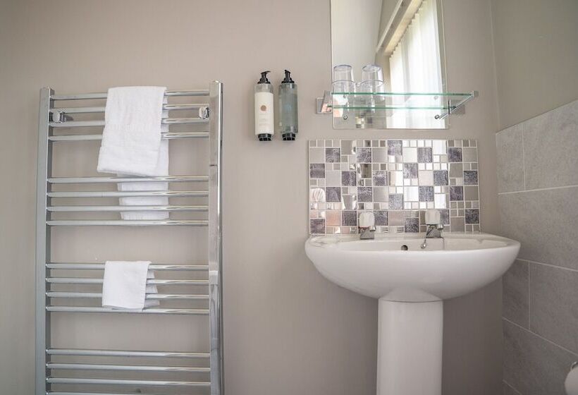 חדר סטנדרט נוף לגינה, The Briers Country House