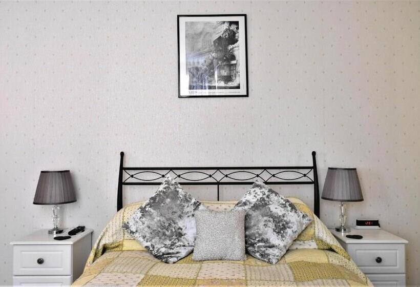 标准间, The View Guest House