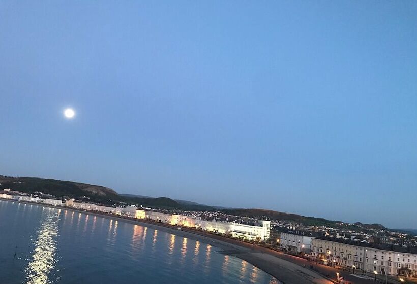 豪华海景房, The View Guest House