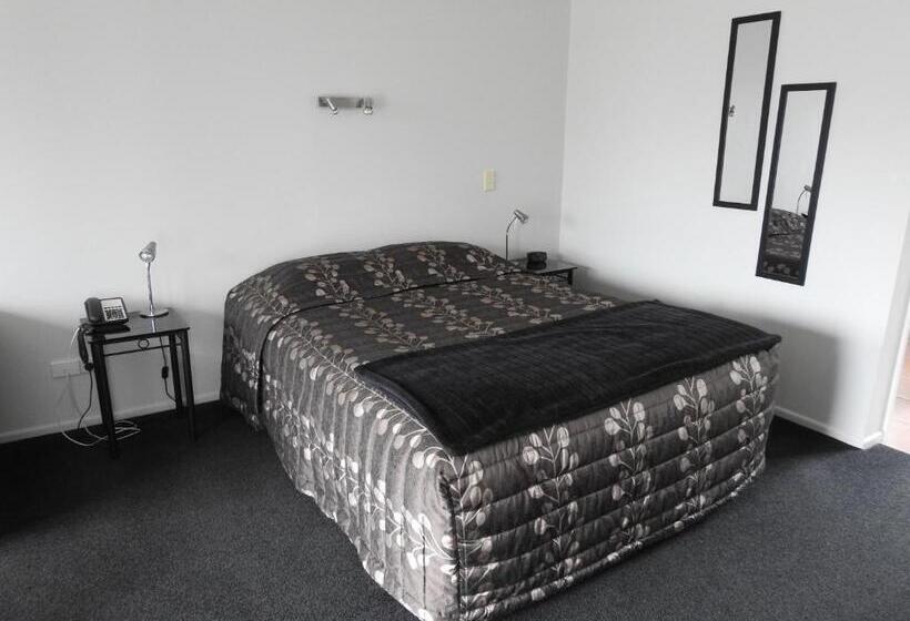 חדר סטודיו סטנדרד, Tudor Lodge Motel