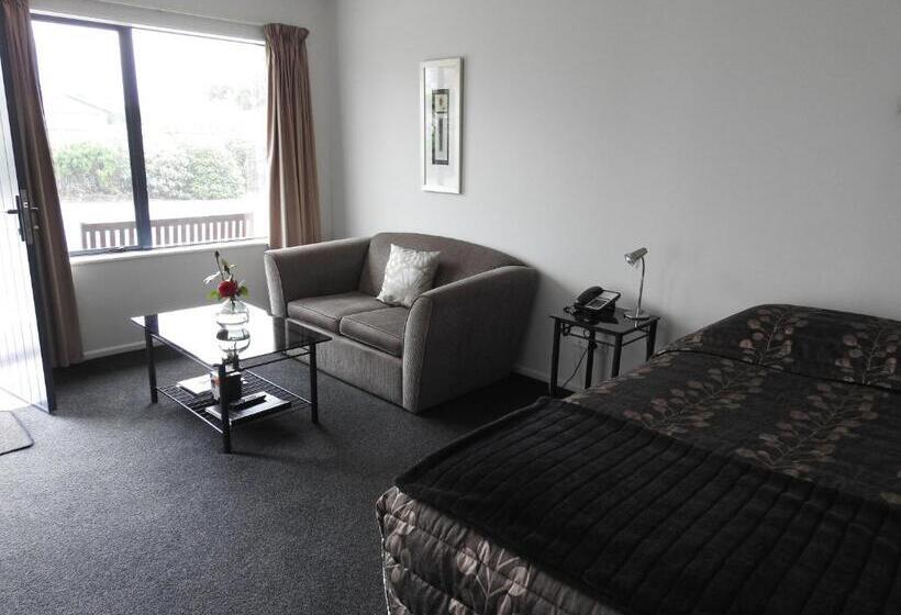 חדר סטודיו סטנדרד, Tudor Lodge Motel