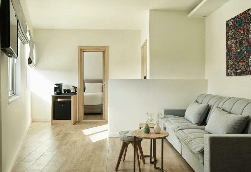 جناح مطلّ علي الجبل, Nlh Mati Seafront   Neighborhood Lifestyle Hotels