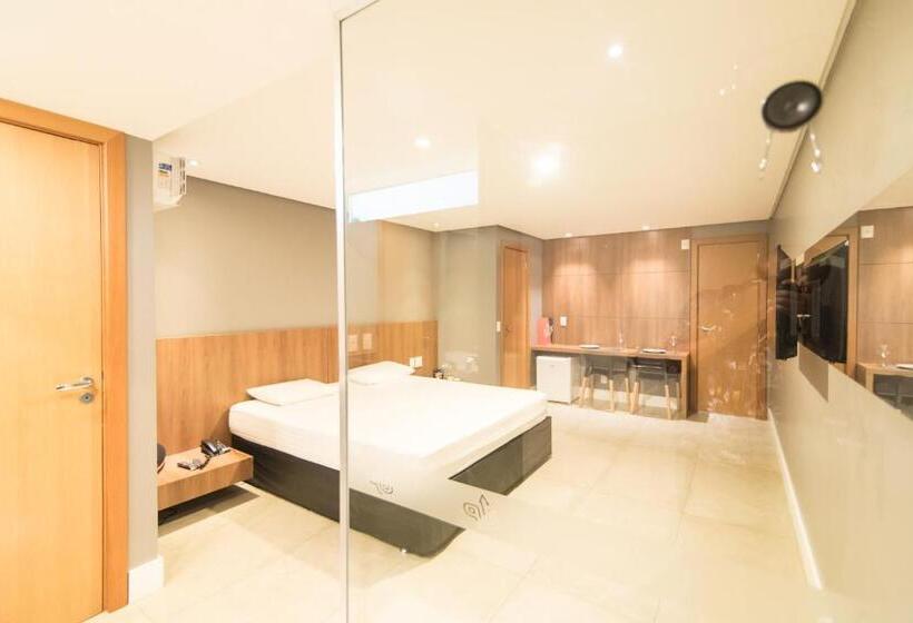 סוויטה, Motel Up