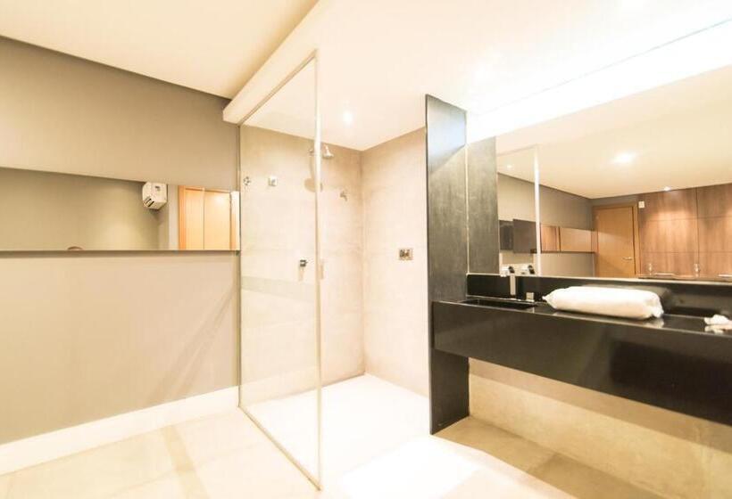 סוויטה, Motel Up