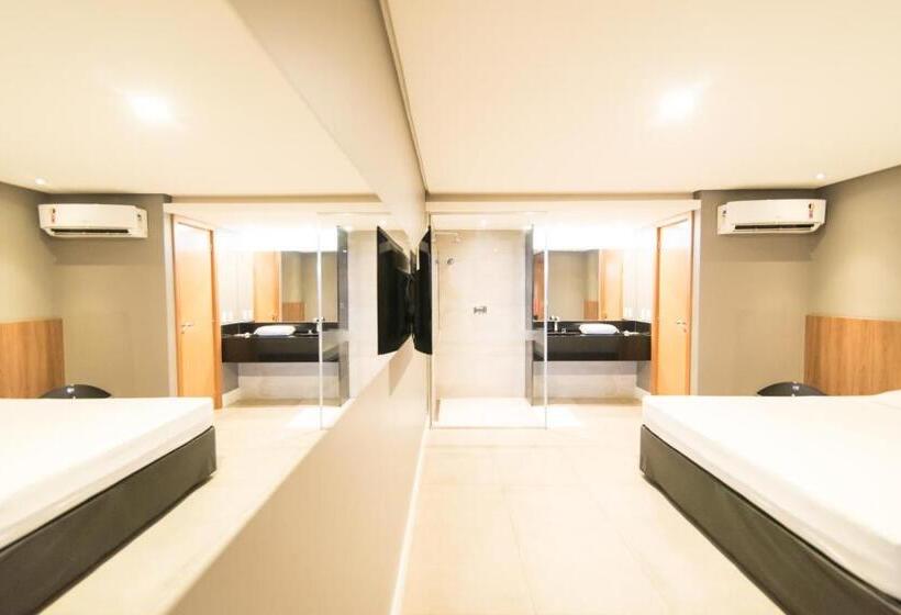 סוויטה, Motel Up