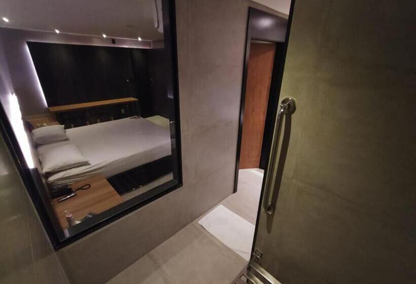 חדר סטנדרט מותאם לאדם עם מוגבלויות, Motel Up