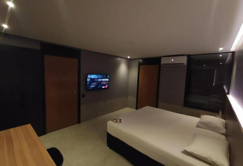 חדר סטנדרט מותאם לאדם עם מוגבלויות, Motel Up