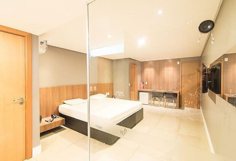 חדר סטנדרט, Motel Up