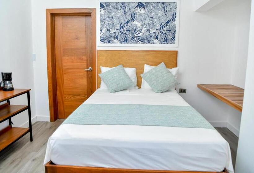 اتاق استاندارد یک نفره, Honky Tonk Punta Cana