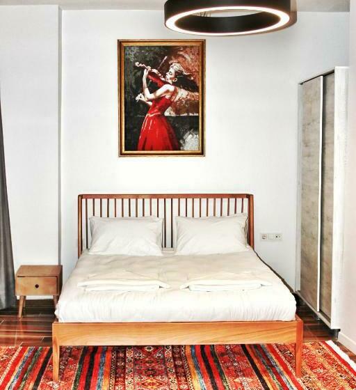 اتاق لوکس, Million Old City Apartment