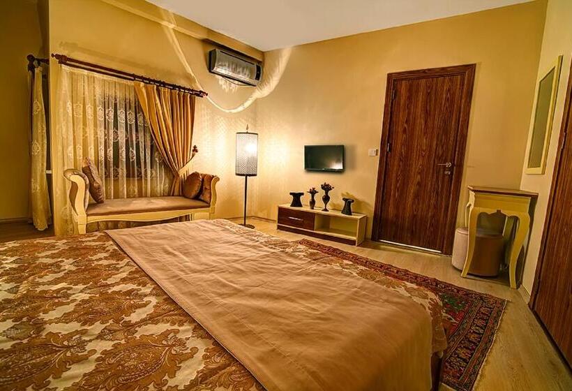 اتاق استاندارد, Million Old City Apartment