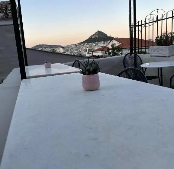 اتاق استاندارد, Acron Athens