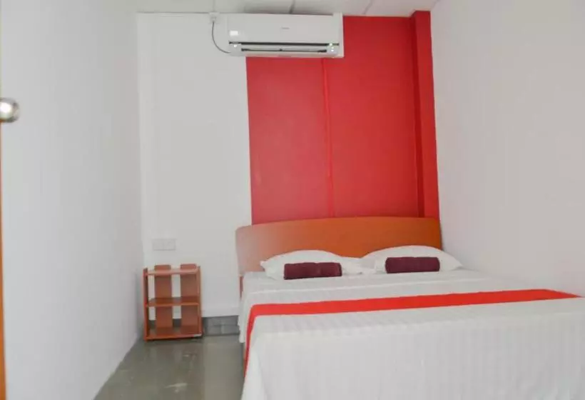 Standardzimmer, Backpack Lanka