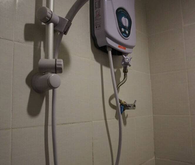 디럭스 룸, Amara Motel