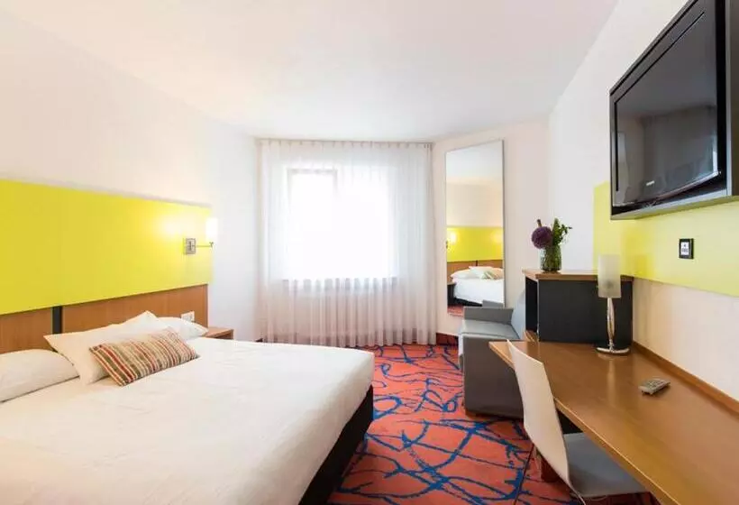 スタンダードトリプルルーム, Ambassador Hotel Frankfurt