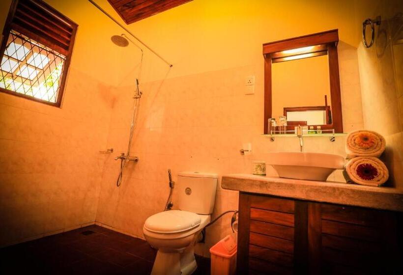 غرفة قياسية مزوَّدة بشُرفة, Beach Grove Villas