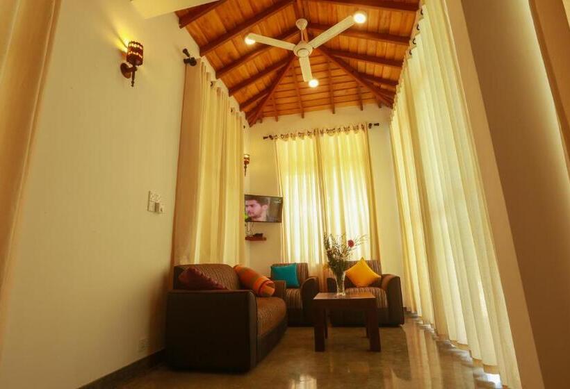 جناح مزود بحمام سباحة, Beach Grove Villas