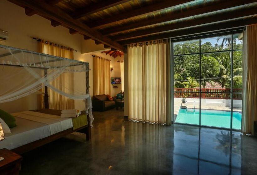 جناح مزود بحمام سباحة, Beach Grove Villas