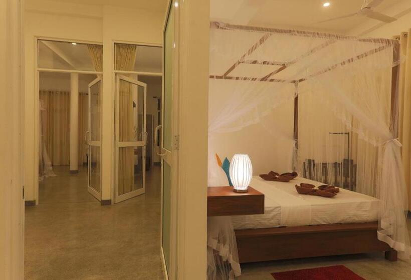 شقة غرفتين مطلة على البحر, Beach Grove Villas