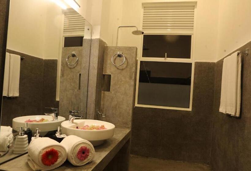 شقة غرفتين مطلة على البحر, Beach Grove Villas