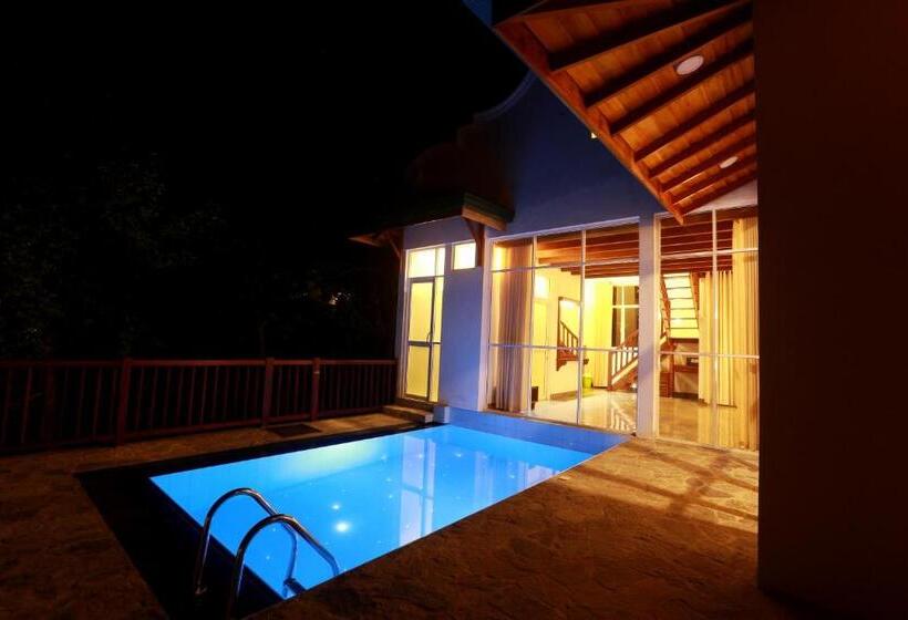 جناح مزود بحمام سباحة, Beach Grove Villas