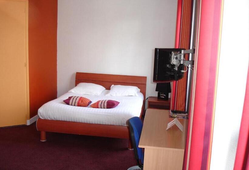 غرفة عائلية, Agape Hotel Niort  Bessines