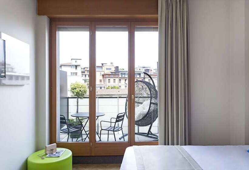اتاق استاندارد با تراس, B&b Hotel Milano Sant Ambrogio