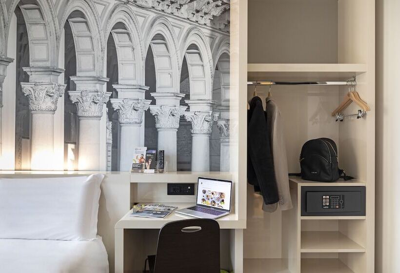 اتاق استاندارد با تراس, B&b Hotel Milano Sant Ambrogio