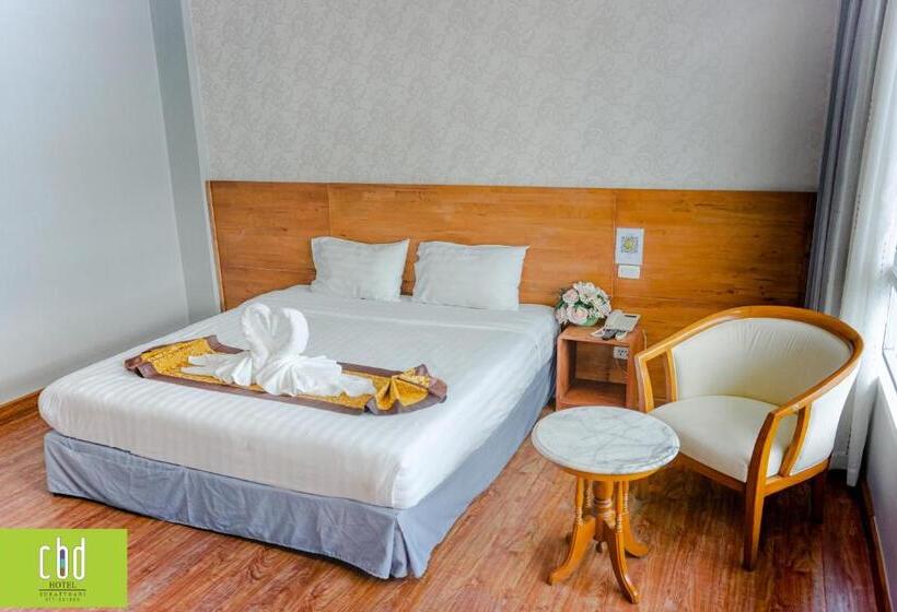带大床的豪华间, Cbd Hotel Suratthani