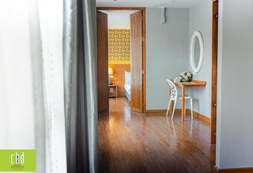 Полулюкс, Cbd Hotel Suratthani