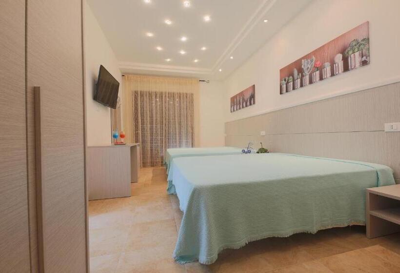 Семейный Номер Deluxe, Corallo