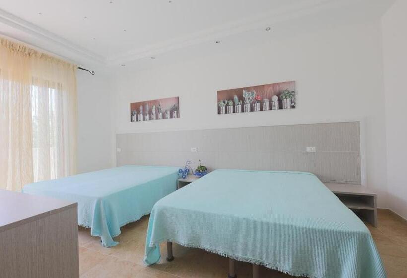 Семейный Номер Deluxe, Corallo