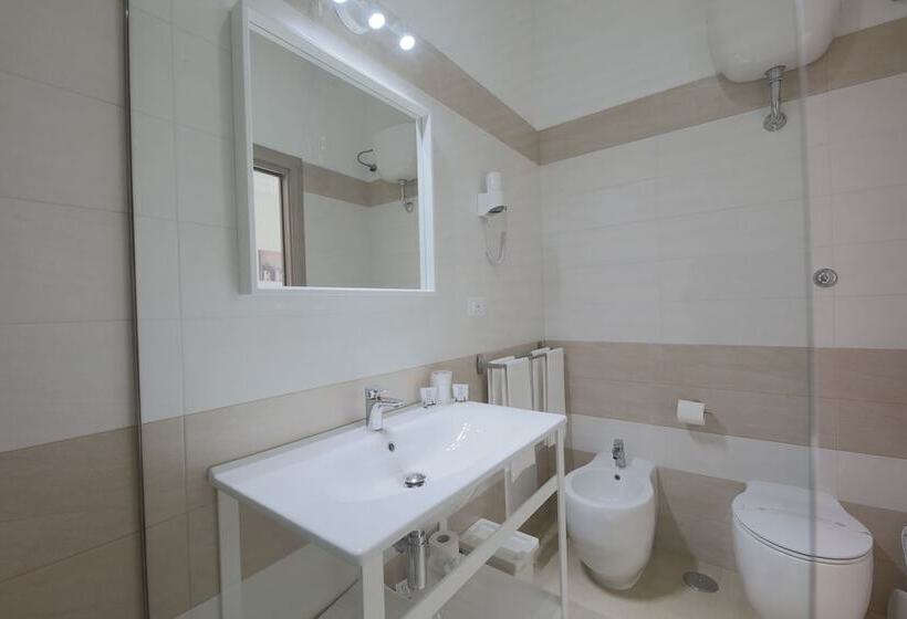 Номер Deluxe, Corallo