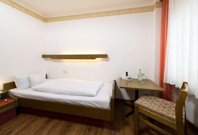 חדר סטנדרט יחיד, Ellenzer Goldbaumchen