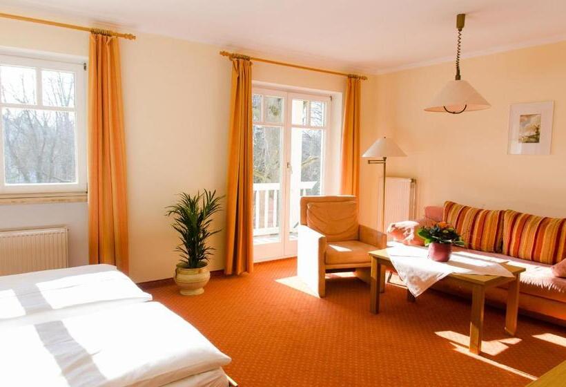 标准间, Landschloss Ernestgrün