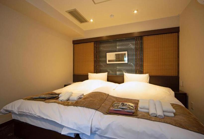 غرفة قياسية, Hakone Nanase Formerly Known As Manatei Hakone