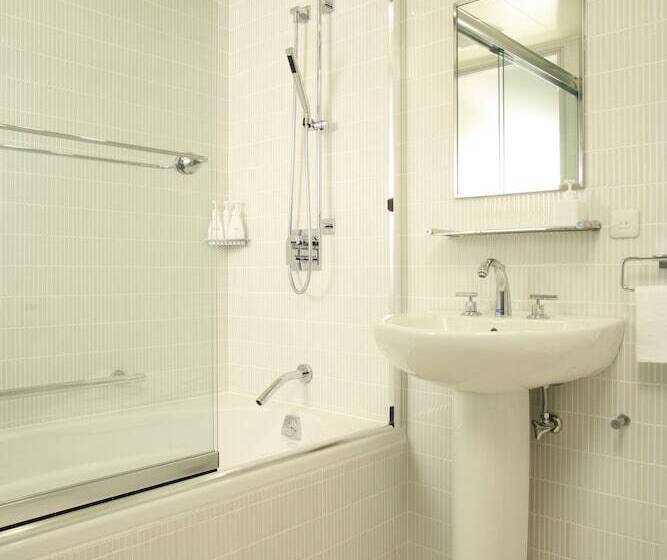 高级大房间, Massimo Mishima