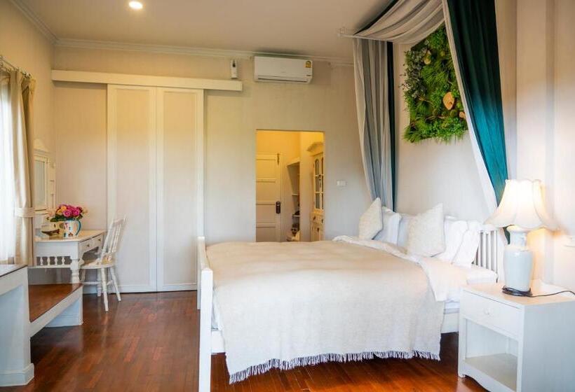 Номер Deluxe, Rosario Oasis Resort   Sha Plus