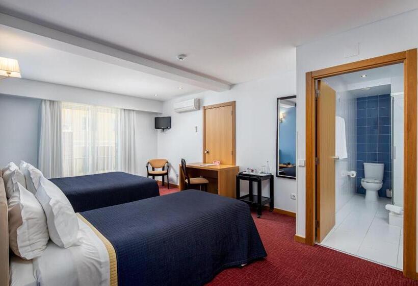 غرفة قياسية ثلاثية, Sao Luis