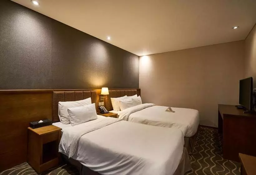 Suite Familiar, Square Ansan