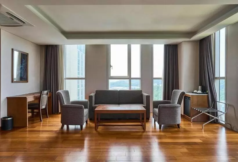 Junior Suite, Square Ansan