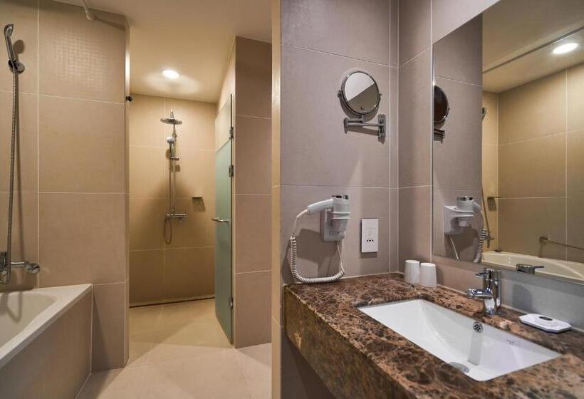 סוויטה דלוקס, Square Ansan