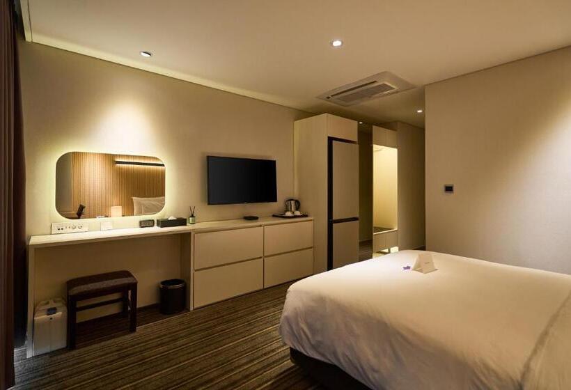 חדר סטנדרט, Square Ansan