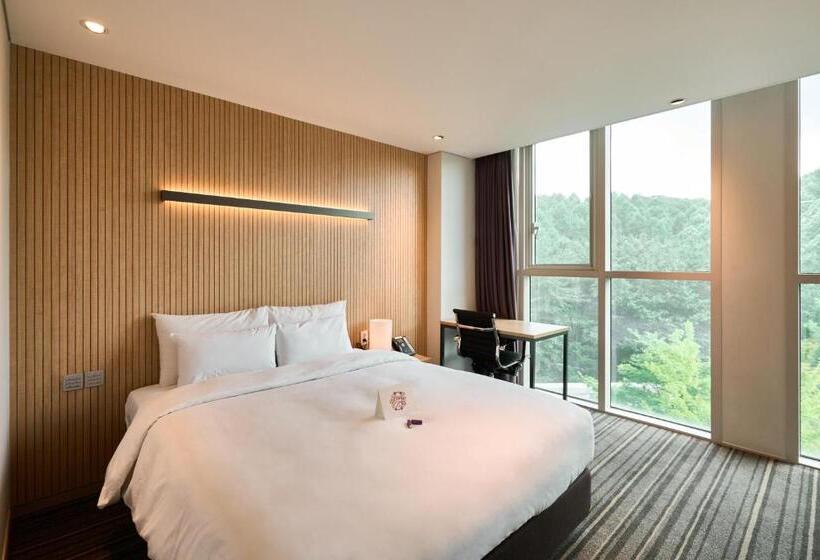 חדר סטנדרט, Square Ansan