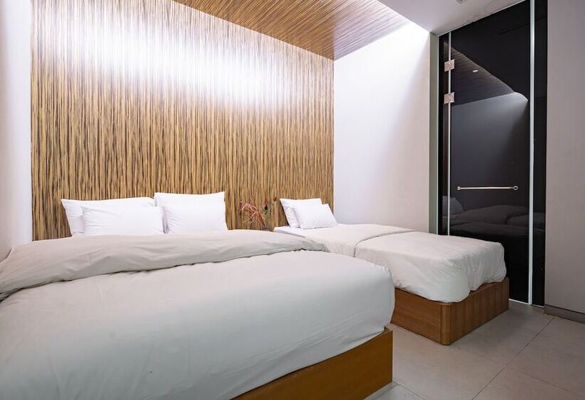 Suíte Real, The Designers Hongdae