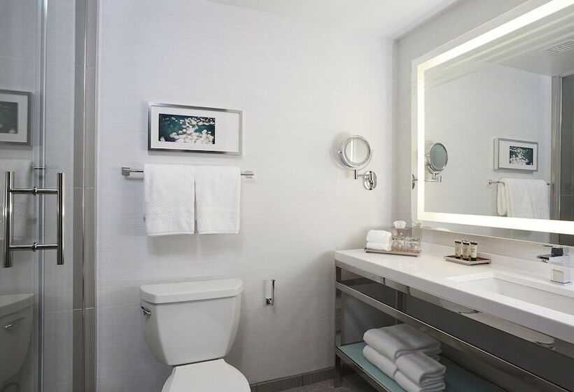 이그제큐티브 룸, The Godfrey Hotel Boston