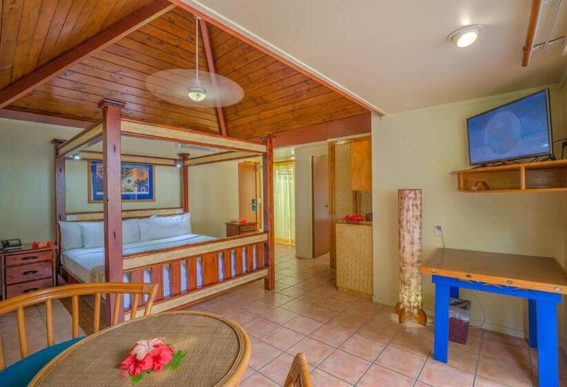 سوییت لوکس, The Rarotongan Beach Resort & Lagoonarium